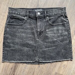 Express Black Denim Mid Rise Straight Mini Skirt - Size 4